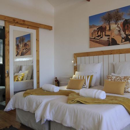 Wildhorses B&B And Self Catering Lüderitz Extérieur photo