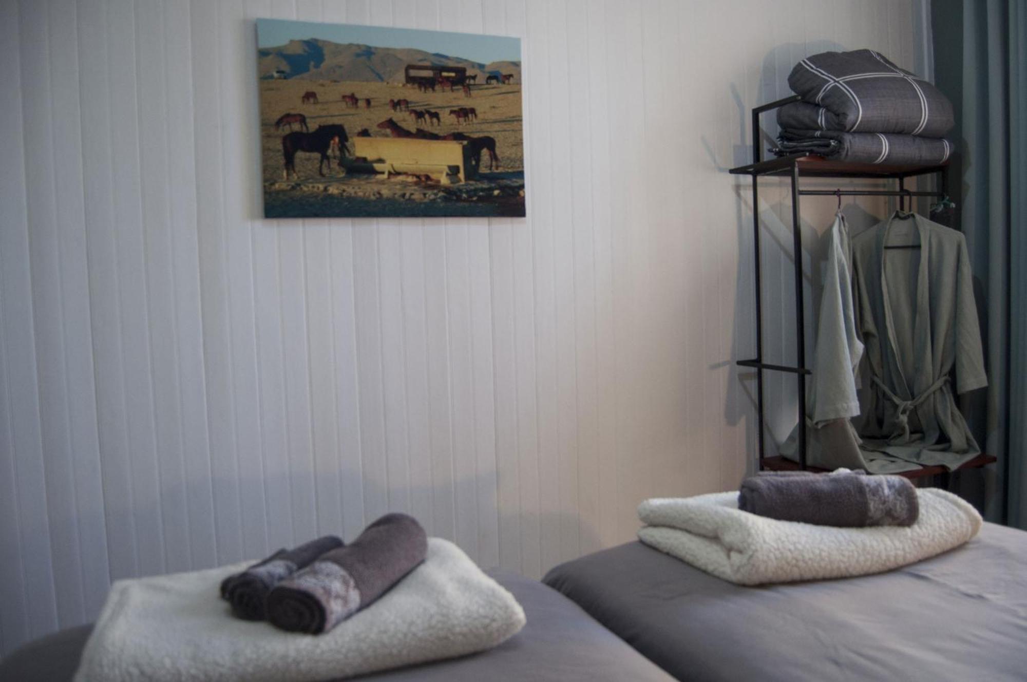 Wildhorses B&B And Self Catering Lüderitz Extérieur photo