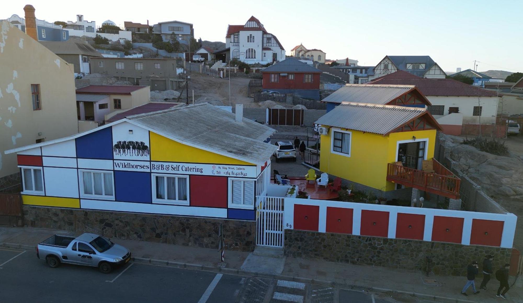 Wildhorses B&B And Self Catering Lüderitz Extérieur photo
